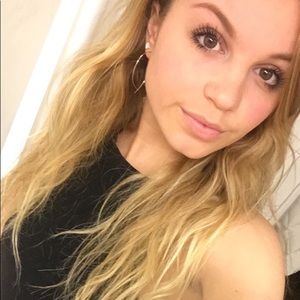 Meet your Posher, Jessica